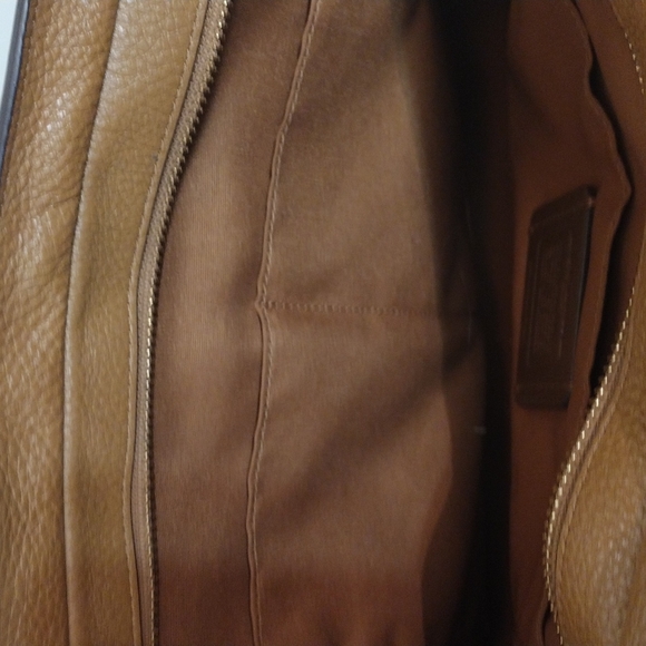 Coach Tote Purse - Picture 5 of 13